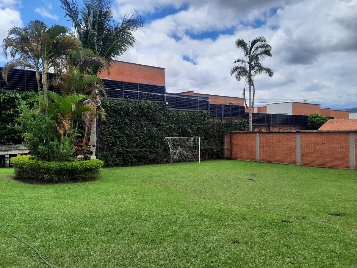 Bellísimo casa campestre en la ciudad - Foto 9