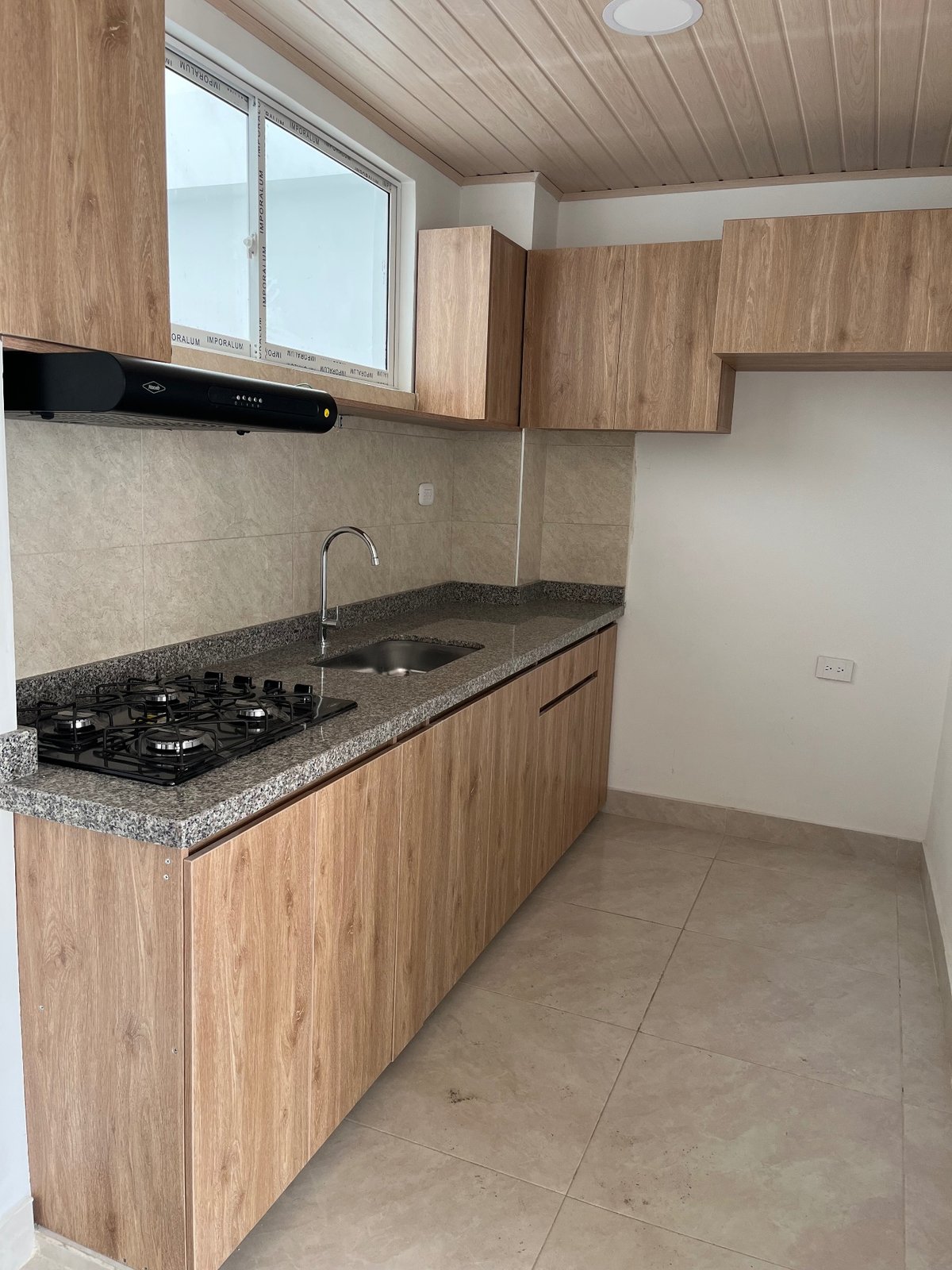 Apartamento Nuevo en colinas de Pomona  - Foto 2